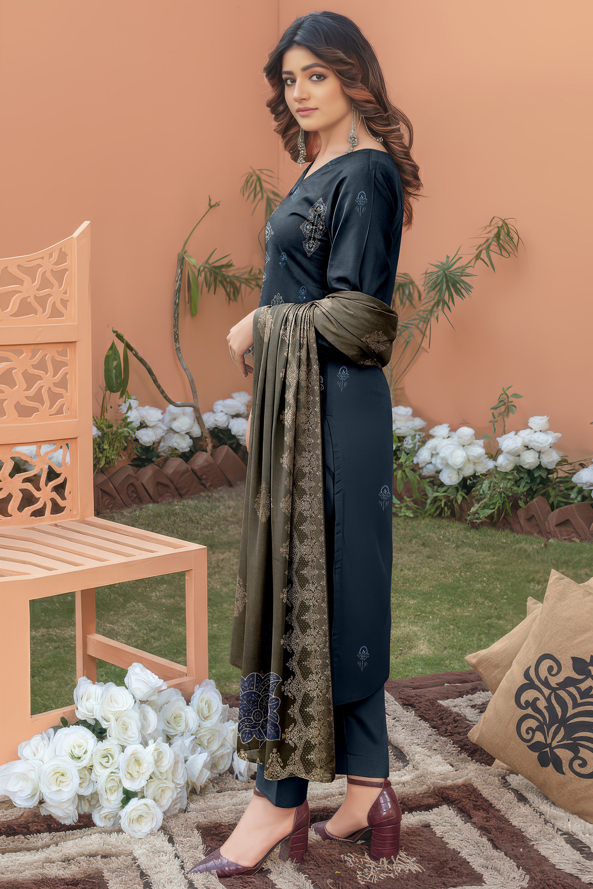 ANDLEEB PEACH WOOL EMB Shirt & Dupatta VOL-2555