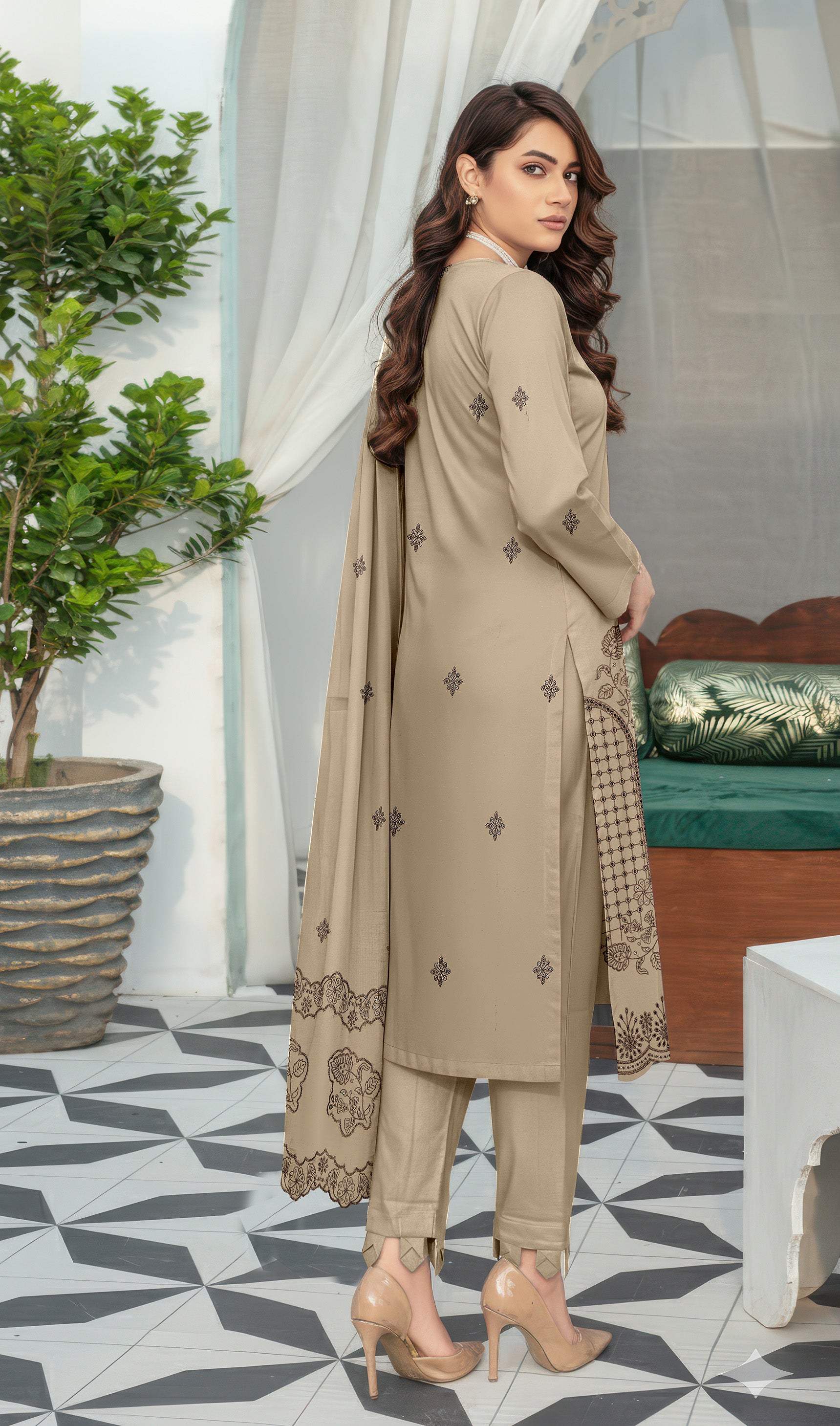 TAZEEM PEACH WOOL EMB Shirt & Dupatta VOL-2581